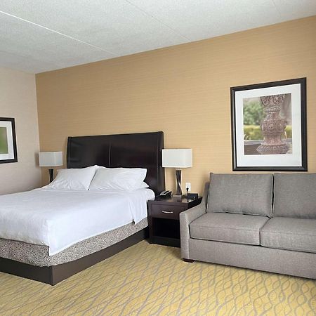 Hilton Garden Inn Indiana At Iup Exterior foto